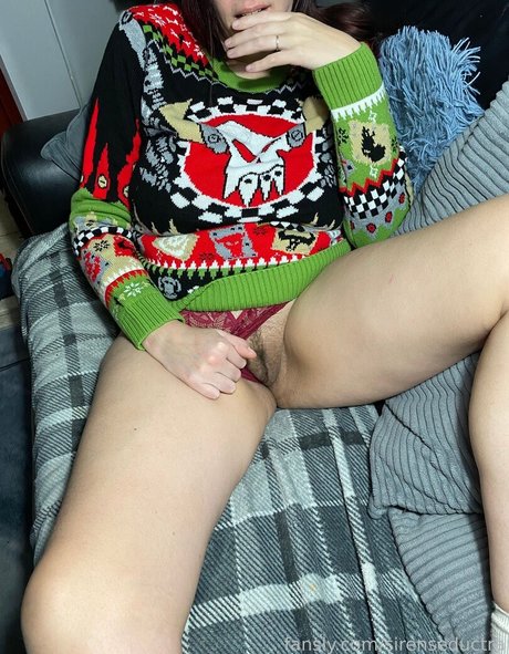 sirenseductra actress pic