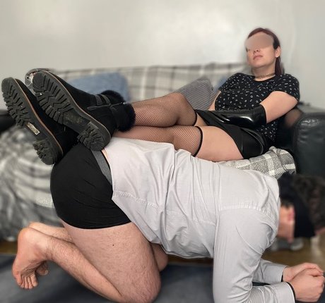 sirenseductra model pornographic photos