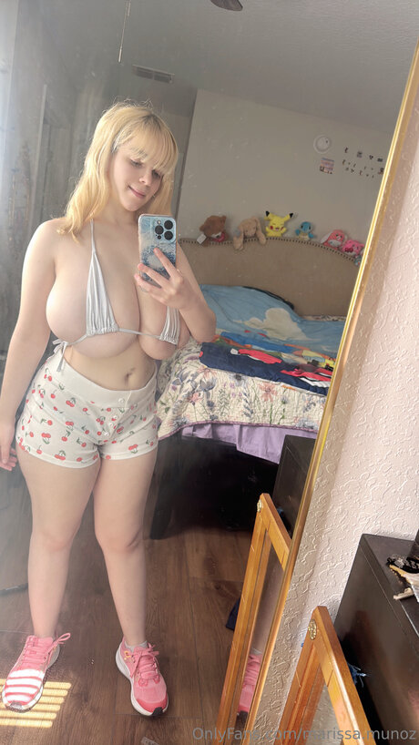 Marissa Munoz high quality model gallery