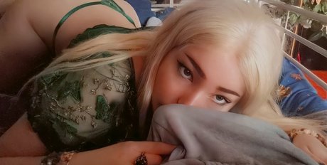 Sofiexxxo high quality actress img