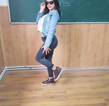 Denisa R Maria star high quality images