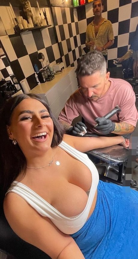 Millie C pornstar exclusive images