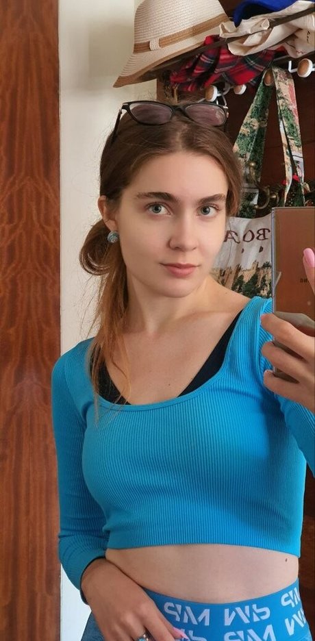 Condessa Anasta star nude pics