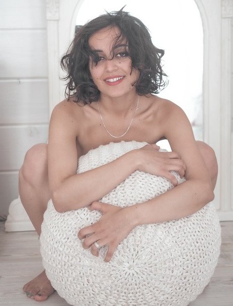 Yasmeena Ali adult star img