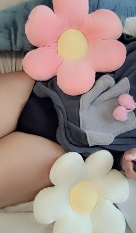 Nyanniee star pornographic pictures