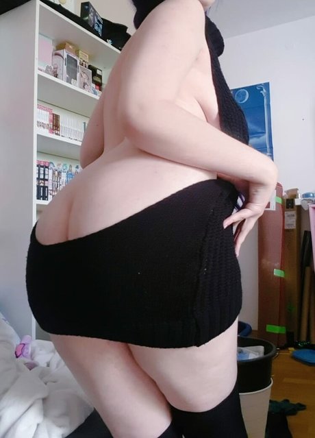 Fyly Cosplay pornstar erotic image