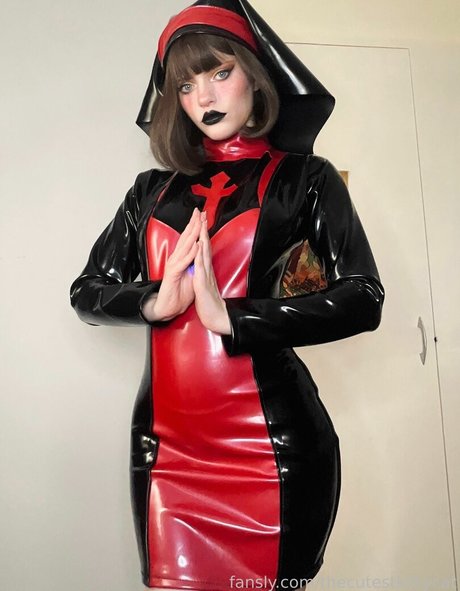 thecutestkittycat star nudes gallery