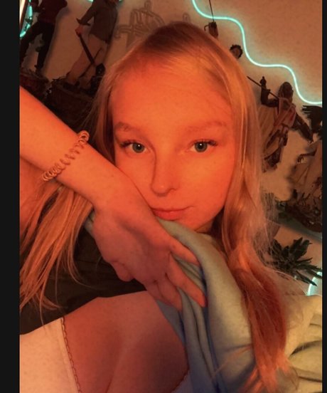 blonde vivi star sex picture