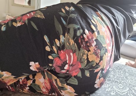 NicoKnut model art pictures