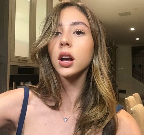 Scarlet Rose Stallone sex pornstar pictures