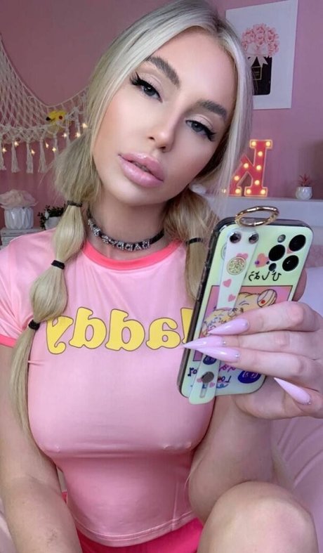 Sisters art pornstar archive