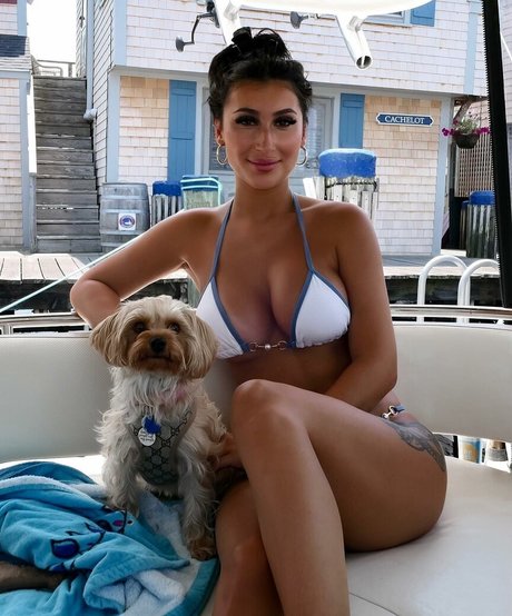 Brooke Mangiardi model adult image