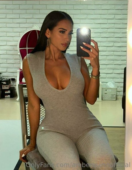 amberquinnofficial pornstar sex picture