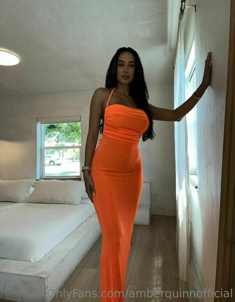 amberquinnofficial star sexy galleries