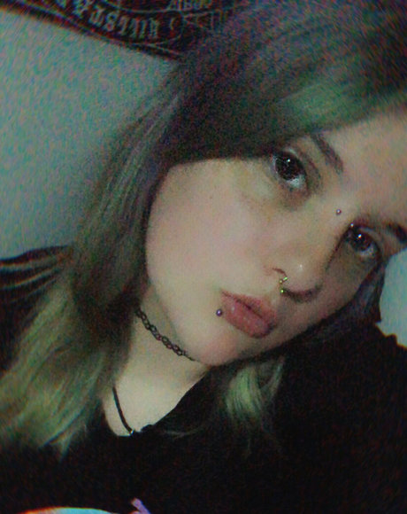 viezu pornographic actress image