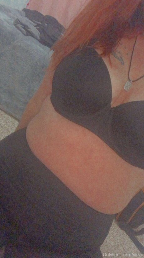 viezu pornstar nude pic