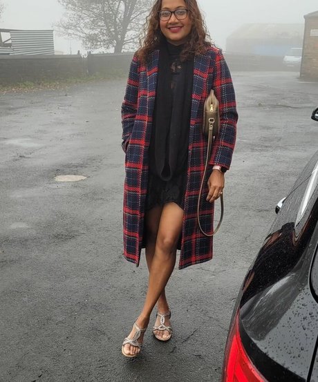 Scarlet Vixen model best galleries