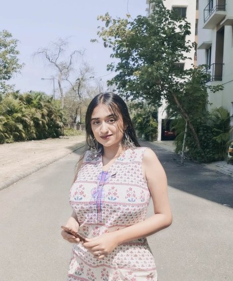 Ruchika Tandon high quality star img