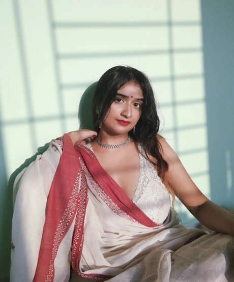 Ruchika Tandon nude actress gallery