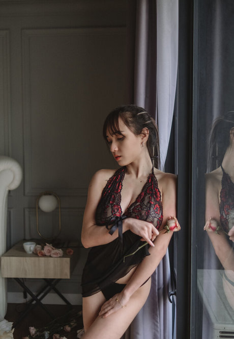 Vanessa Becht sex model img