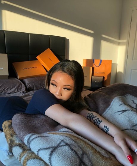 Thailiian Profile pic