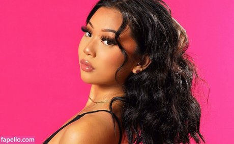 Thailiian model exclusive gallery