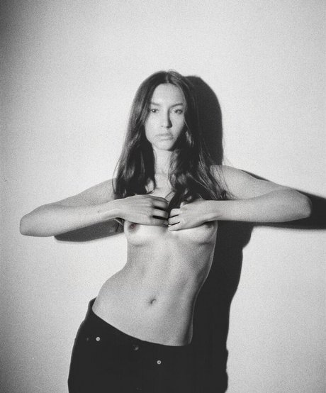 Rita Mota nude pornstar img