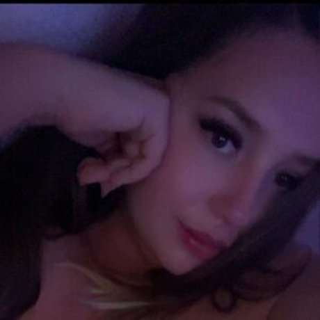 Emily272797 sex pornstar pics