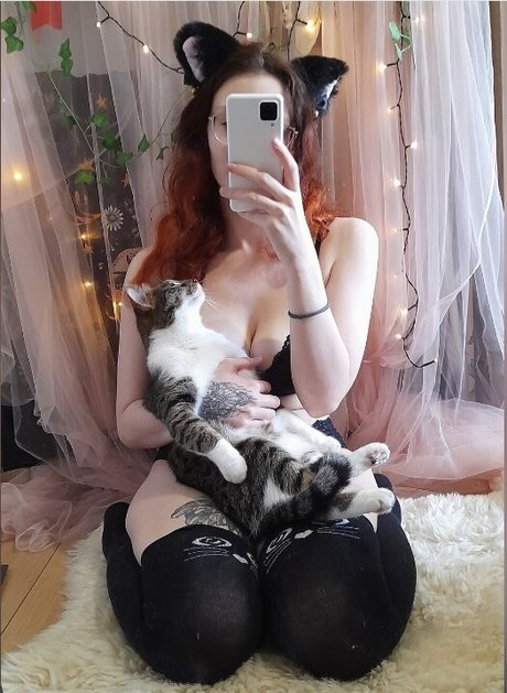 cinnachan naked model gallery