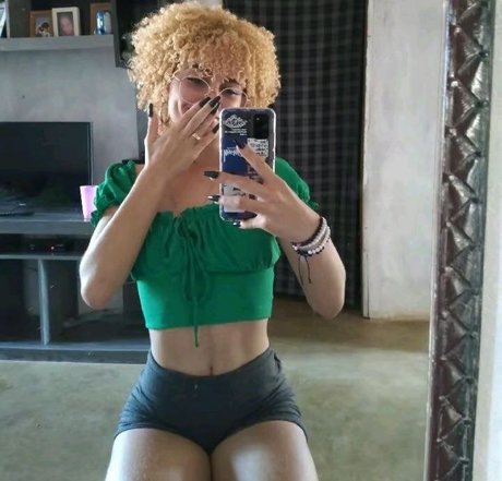 Sthefany Monteiro nice model photo