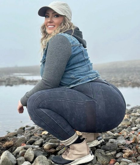 Emma St James pornstar adult gallery