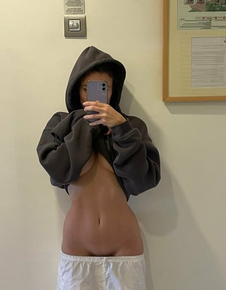 mialarelle pornstar nice pics