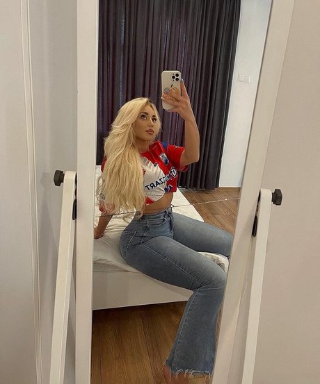 Kicaa Kristina Stani erotic star photo