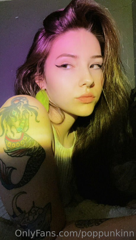 poppunkinn exclusive pornstar galleries