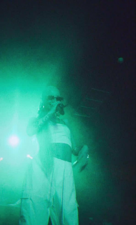 metrikazf pornographic star gallery