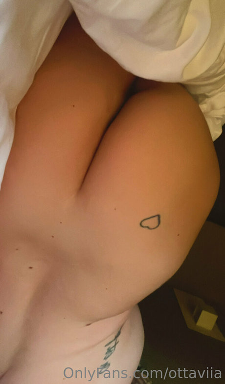 ottaviia pornstar naked gallery
