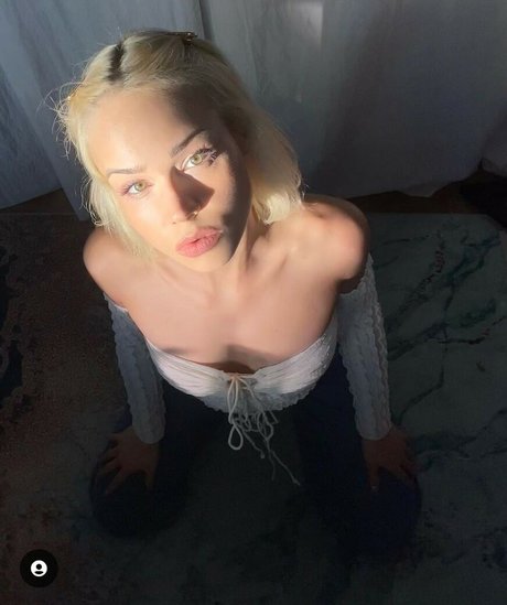 Veroniquepoland erotic pornstar gallery