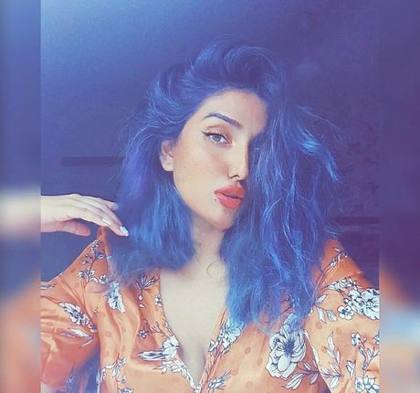 Nayoni Dutta star free gallery