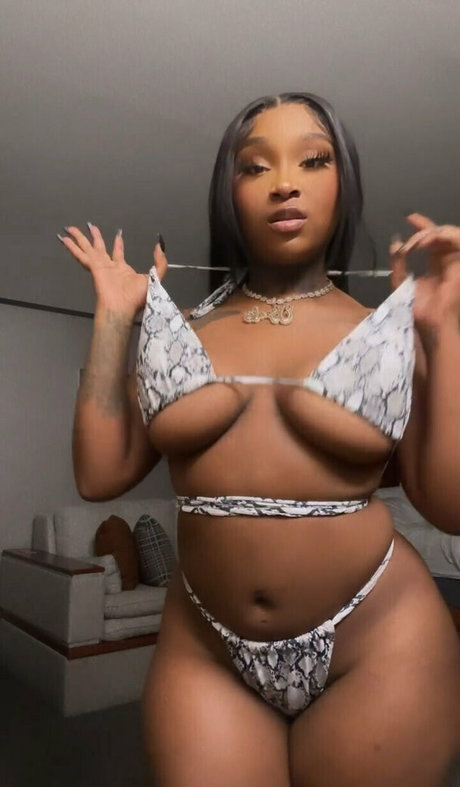 Erica Banks pornstar pretty images