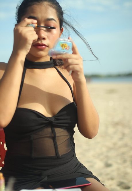 VikaJayIRL star erotic image