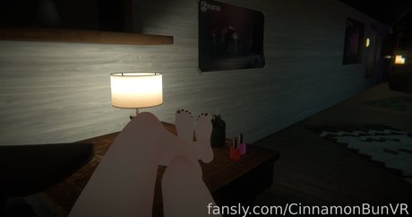 CinnamonBunVR star free images