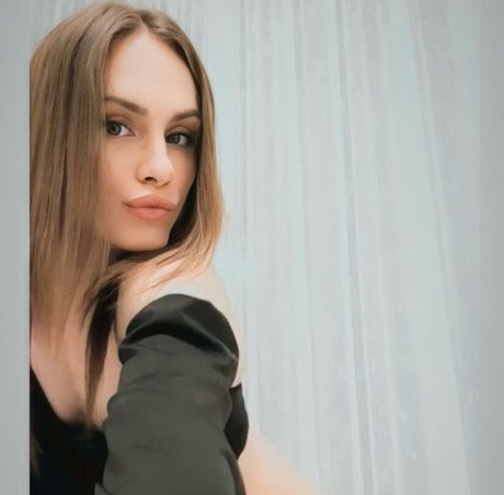 Kylie Star sex actress image