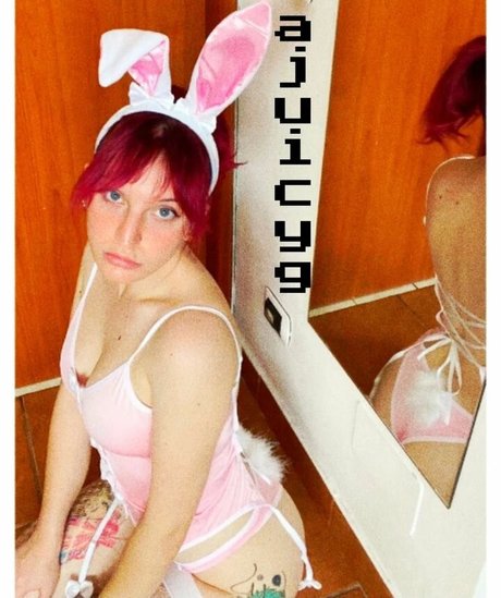 Giulia Traverso hot model img