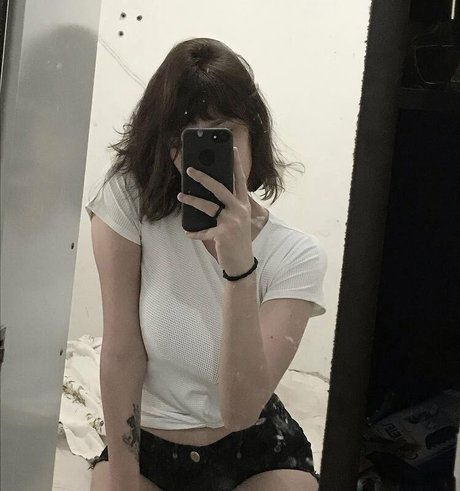 Hdceli pornstar top pic