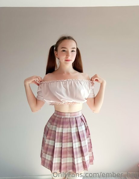 Ember Hall top model gallery