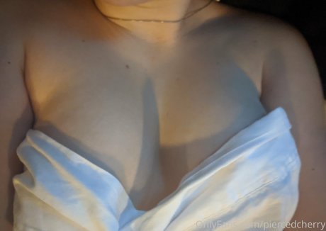 piercedcherry model beautiful photos