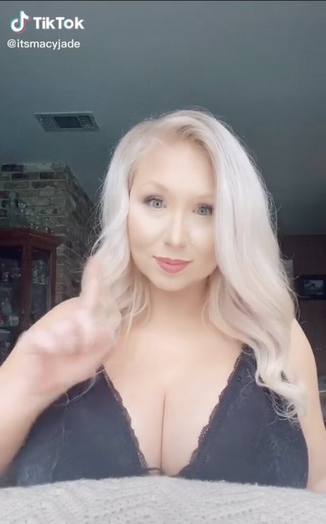 Macy J star erotic picture