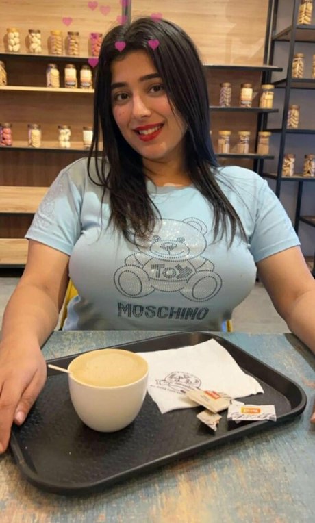 Apoorva Bhalla model top image