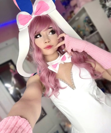 Kora aura naked model pictures