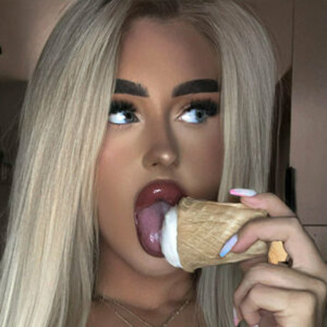 baddie free naked pornstar image